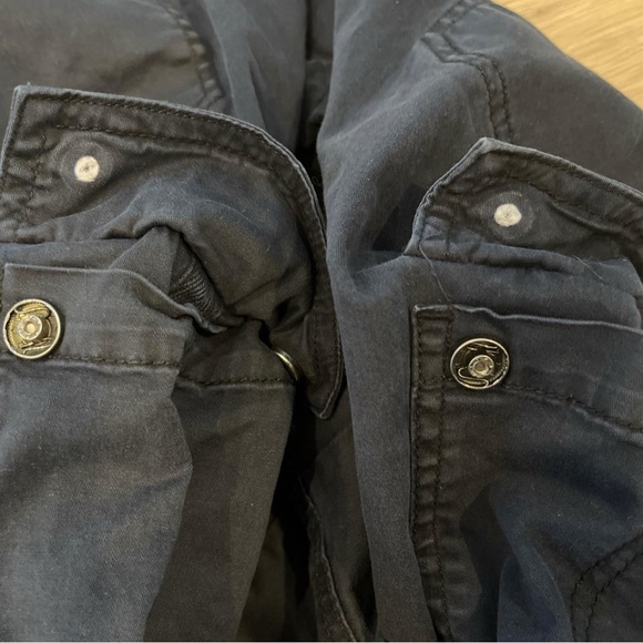 Low Rise Straight Leg Cargo Pants - Picture 4 of 4
